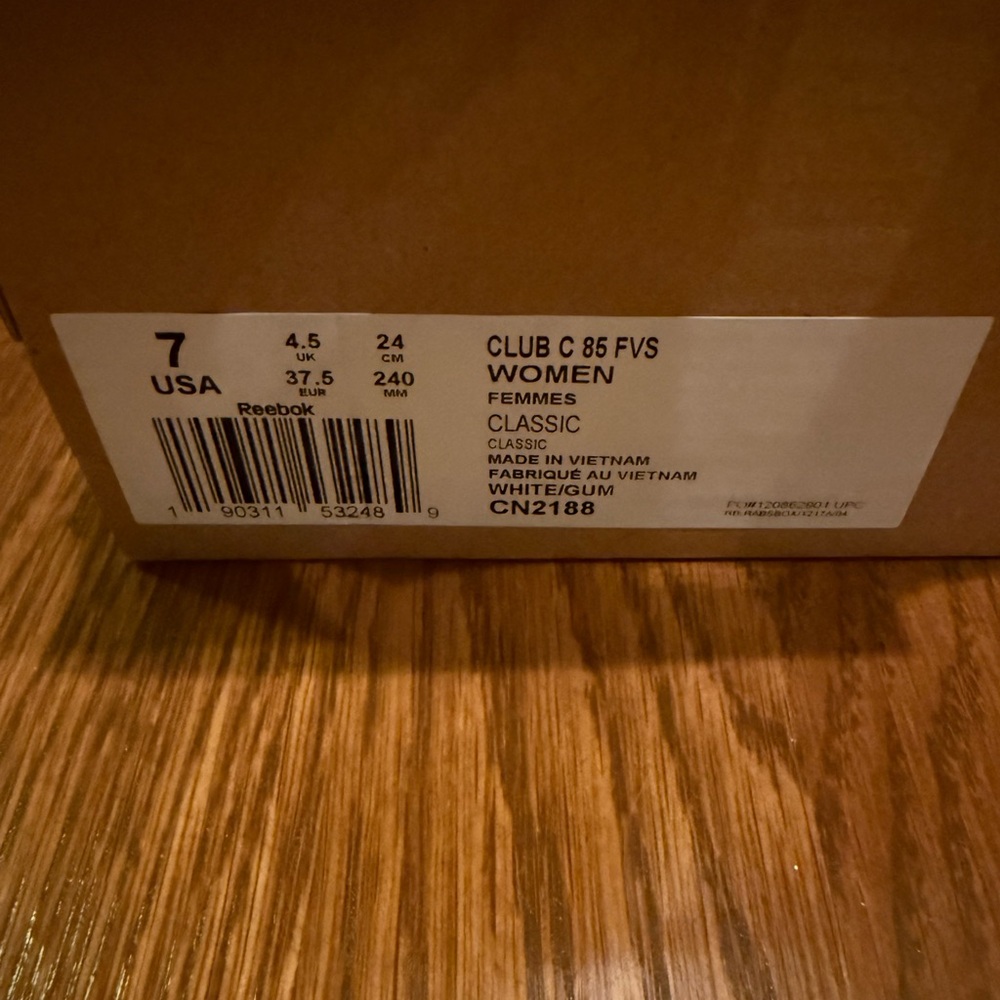 Reebok White and Gray Sneakers - Picture 3 of 4